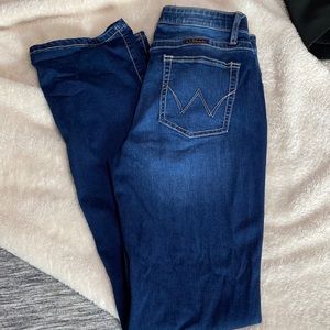 Women’s Wranglers (No gap waistband)